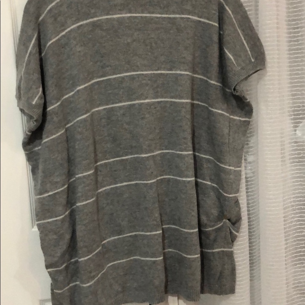 Sweater - Picture 4 of 4